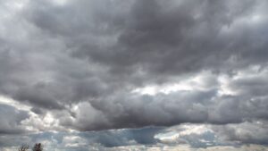 Meteorologia-cubiertos-localmente-Andalucia-occidental_EDIIMA20130217_0208_25