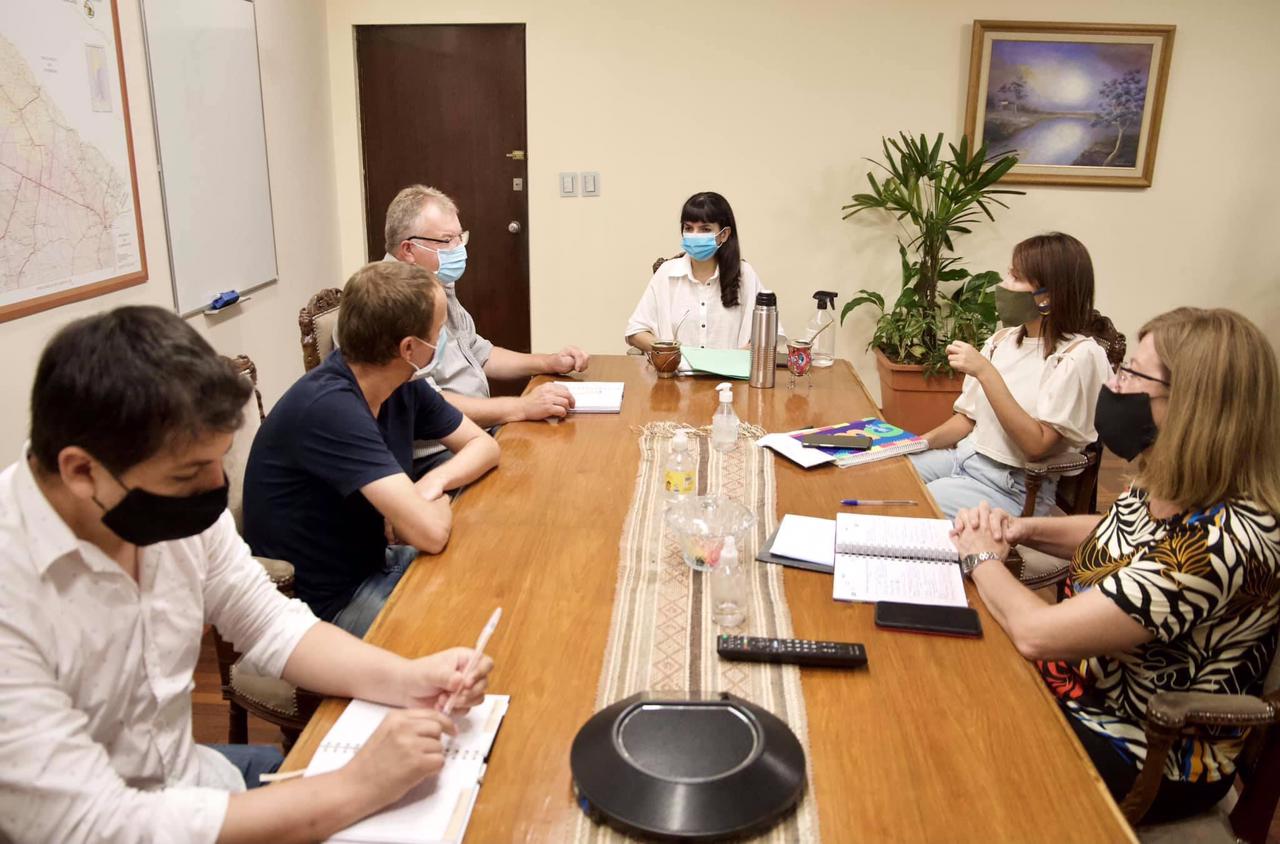 498656d4-0f0a-4355-b677-f7647a5312e7