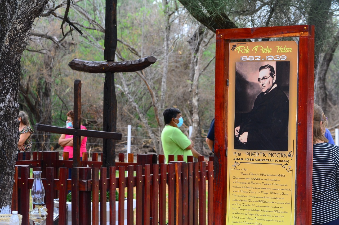 53-CRUZ HOSTORIA JUAN HOLZER1