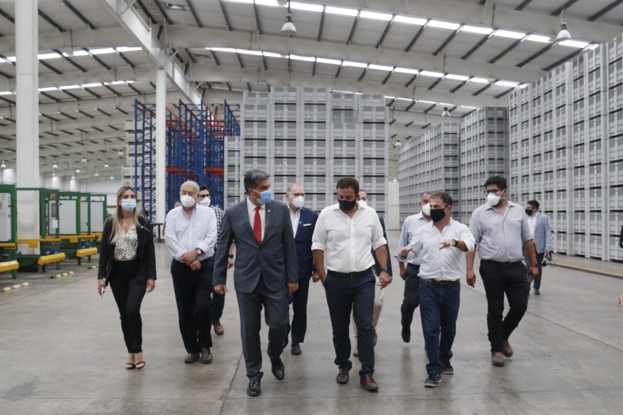 305c4448-f243-422b-91b2-00d6f1df0003