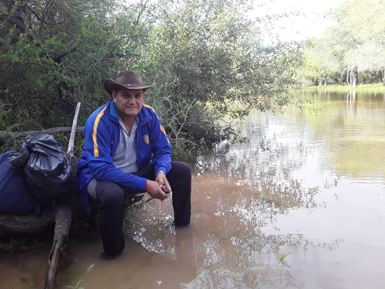 ea3d2592-f731-49ff-bd06-c8fd1036bd2f