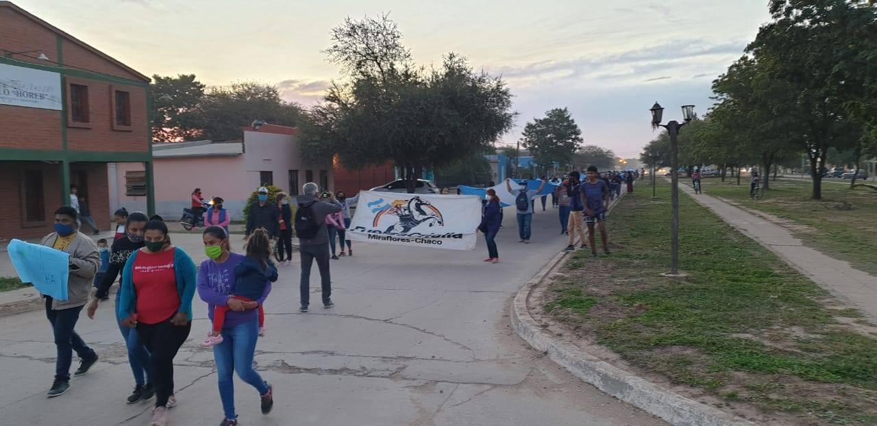 53-MARCHA MIRAFLORES