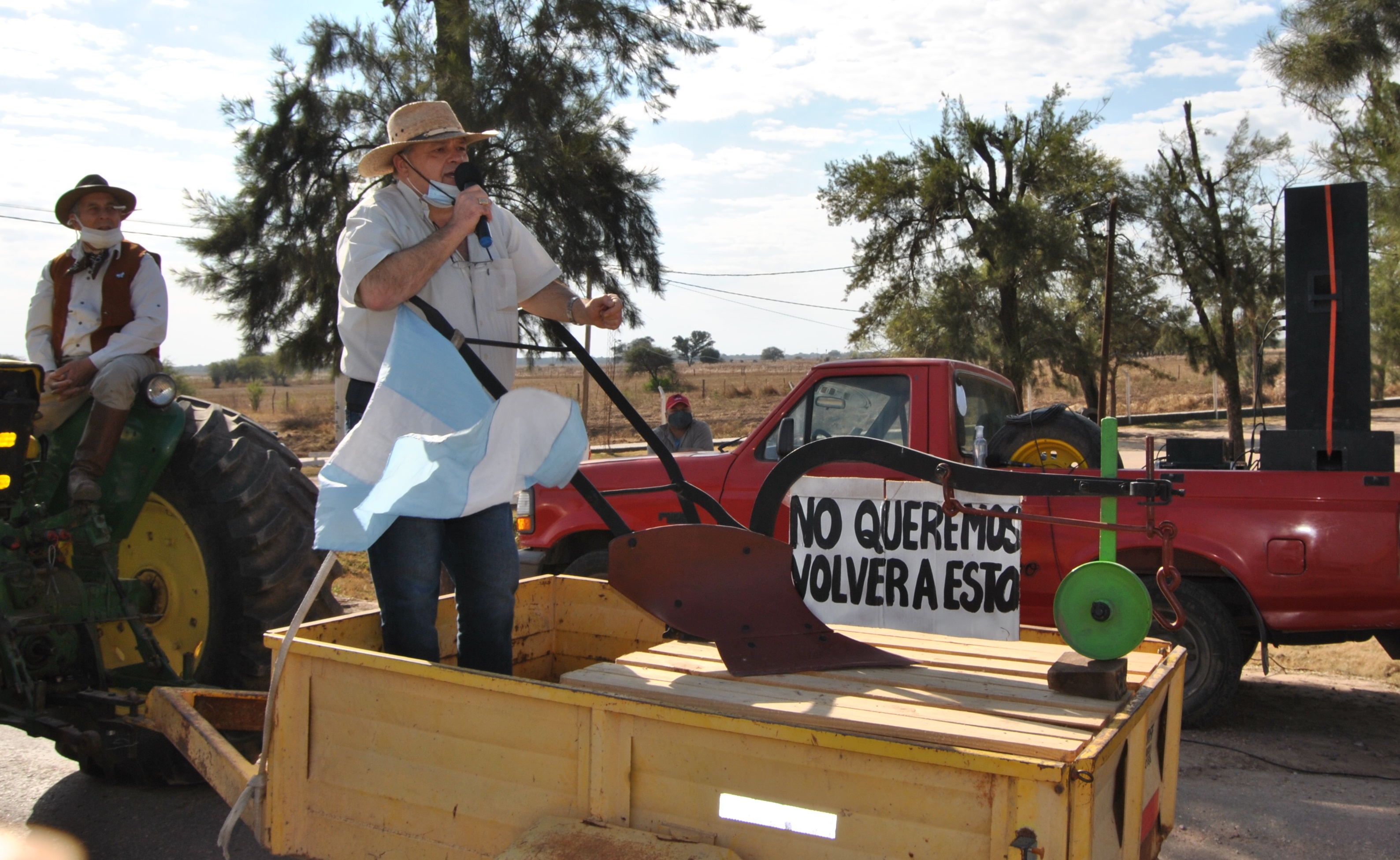 PROTESTA CASTELLI - RIESE1