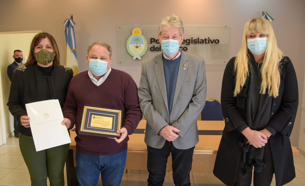 e2b3d921-bac7-4bc8-a42a-69ca5f3b2931