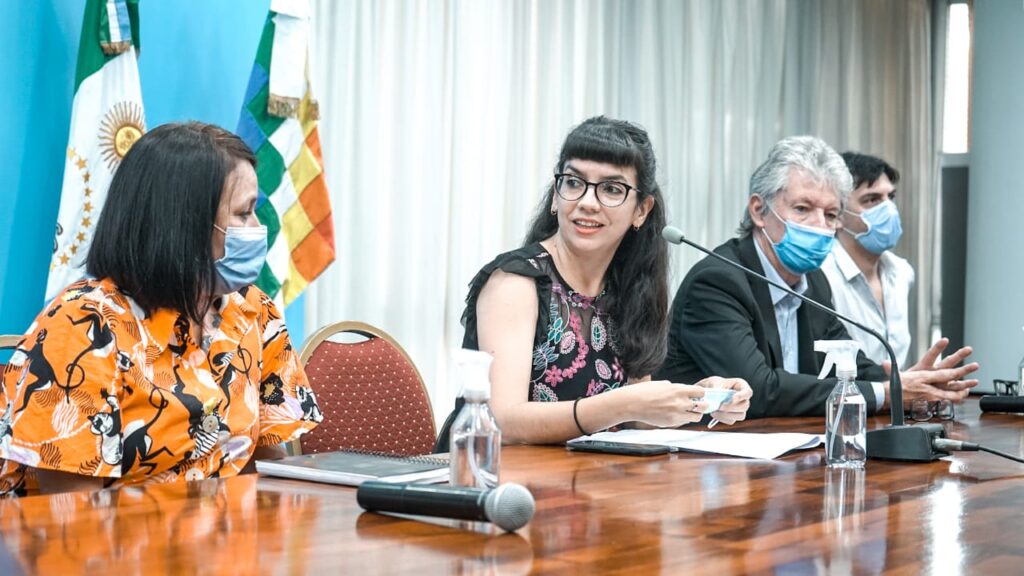 4a33e662-4221-4115-aa3f-1f82b155ad65