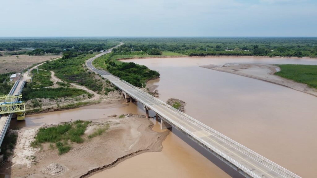 RIO BERMEJTO RESTRICCION PUENTE