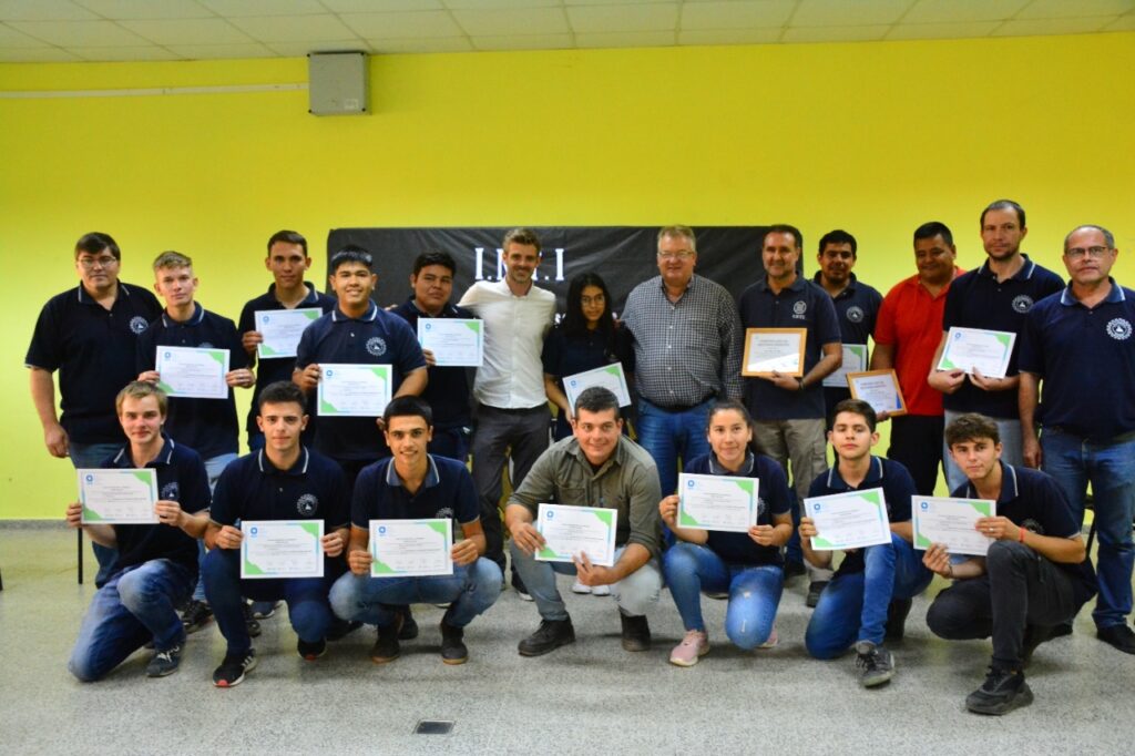 9a733cac-5782-4f26-9514-e7184f6603fb