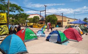 404bed18-a0d8-46e8-8dff-fd1a131bd049 (1)