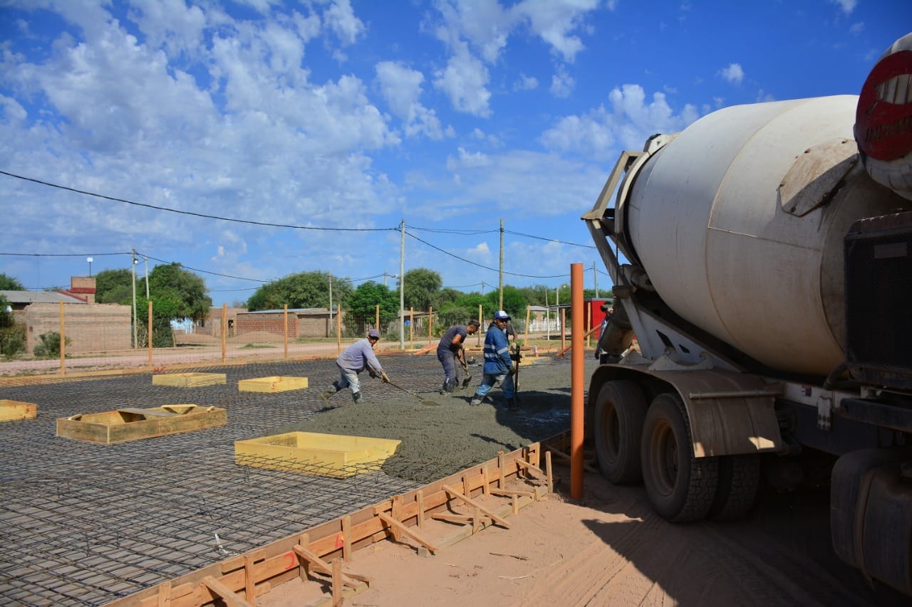 319165274_1344091559718743_8496176531416795502_n