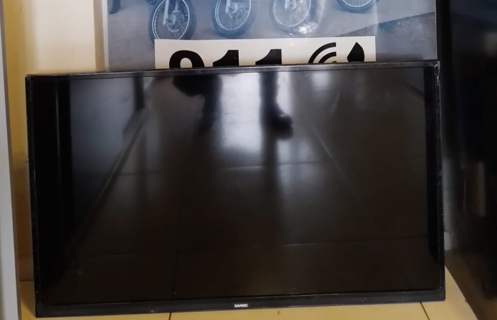 7f01ee0d-f866-4e41-93e7-9114d6714d44