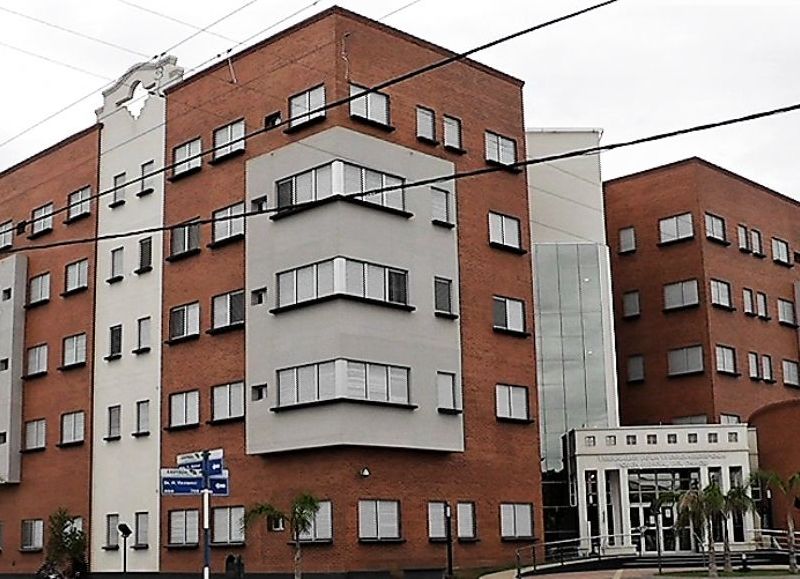 bbx_855384877_tribunales-Castelli