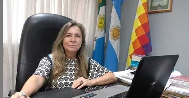 5f31bb642d6f2560603315