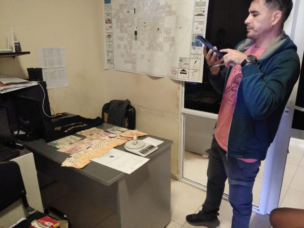 9bcf9d5c-d1da-403e-81a8-8438cdfce198