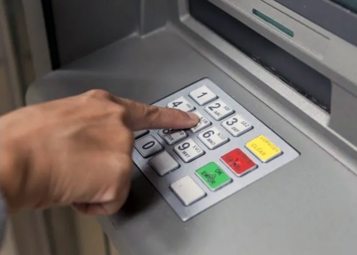 CajeroAutomatico-33-696x499