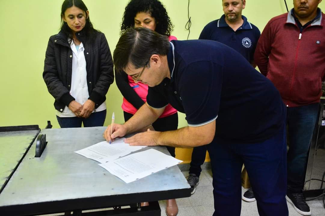 21dd5007-d8d7-4f4f-b651-4d3b1bc10879