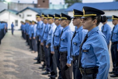 Incorporar n 350 nuevos agentes de polic as a la provincia