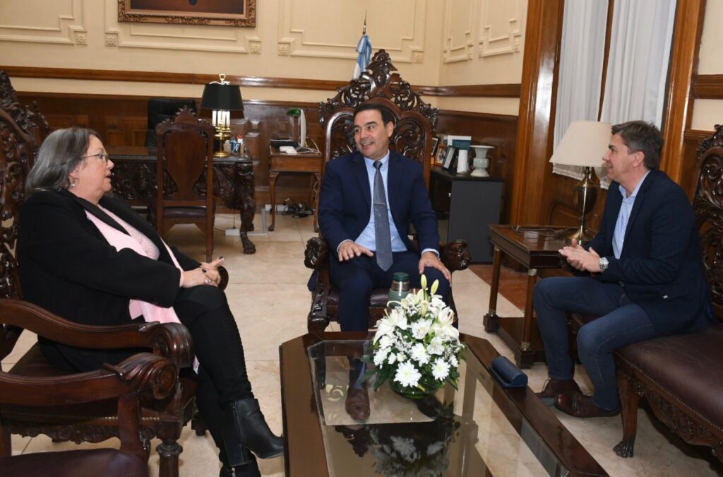 0567bf52-7b53-4fe9-a5e8-a3d955177cee