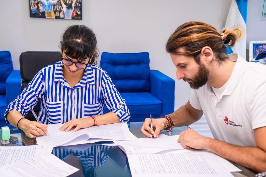 convenio manos con corazon