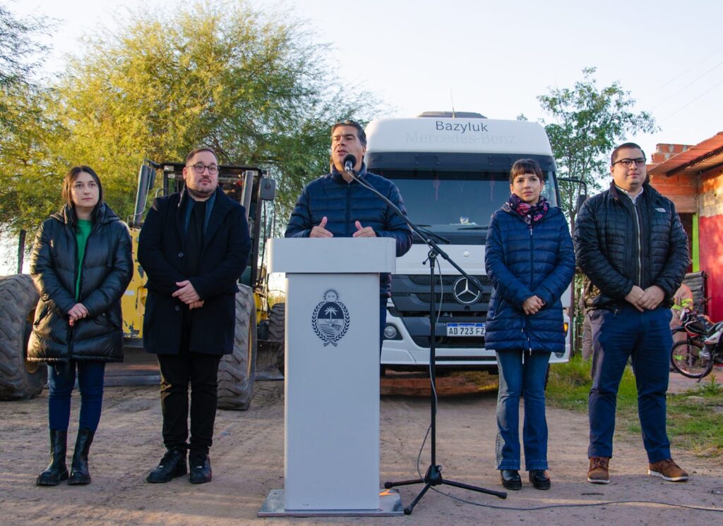 de292046-cd8f-4f04-833b-3fc2d5f0a6cf