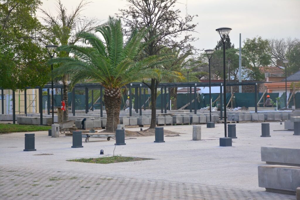 363415441_678903647610470_6224900040028344878_n