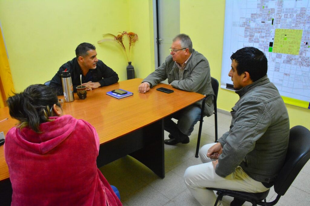 370426855_690229779811190_7918257073902376171_n