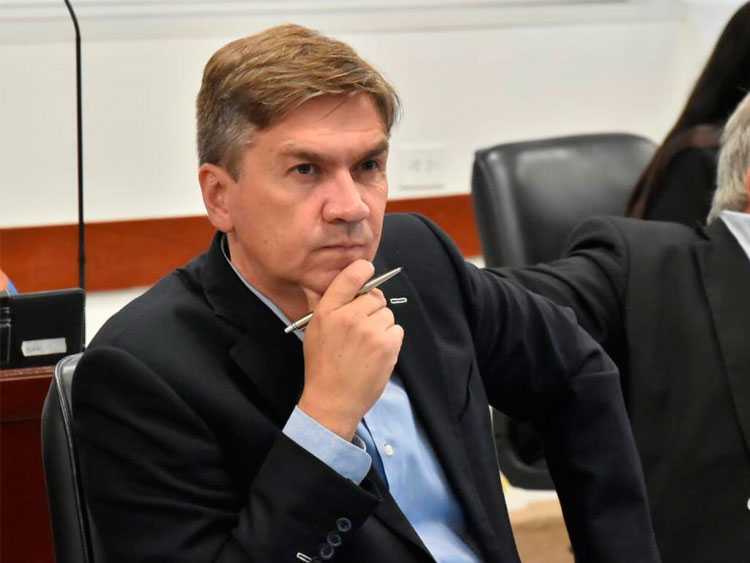 6489c3c289fc8462809524