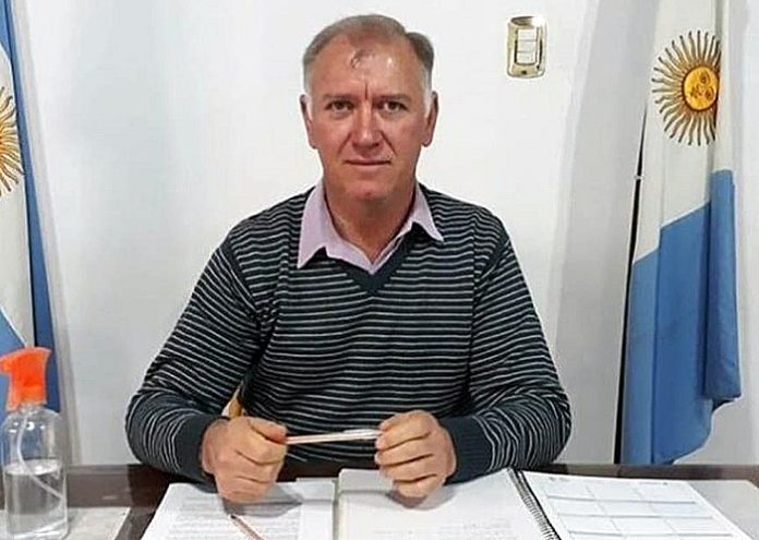 JorgeFrank-IntMiraflores-696x495-1