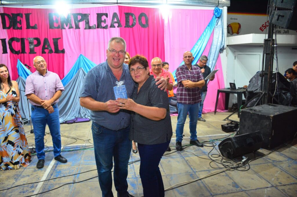 399428203_732986238868877_4781132635960665352_n