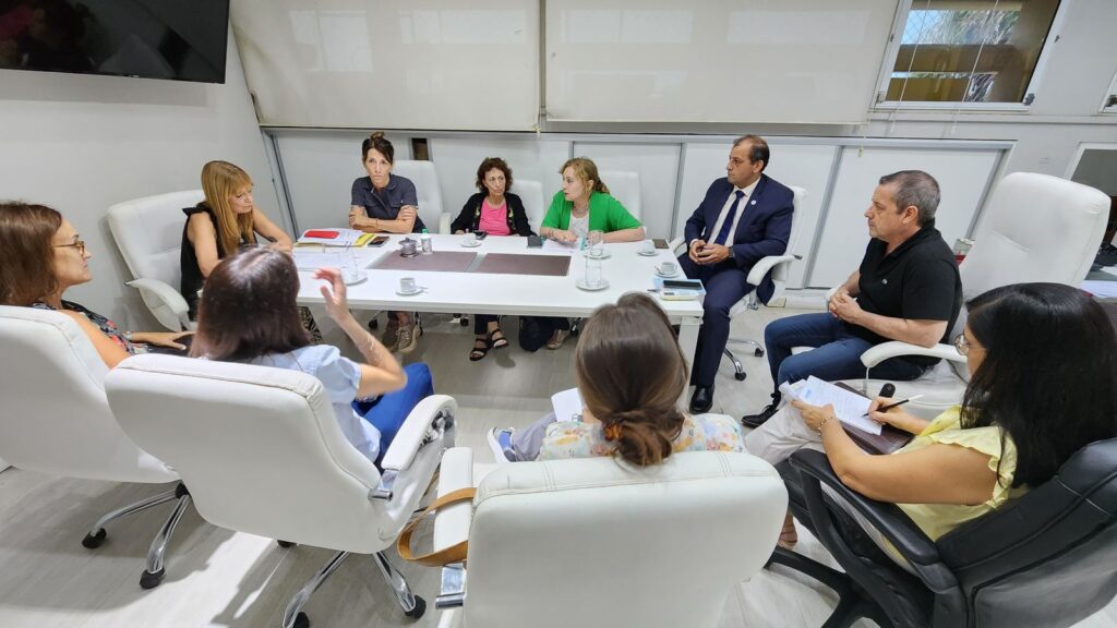 6d69d3bb-d1f6-4bce-aab3-0e14f0fe67fc