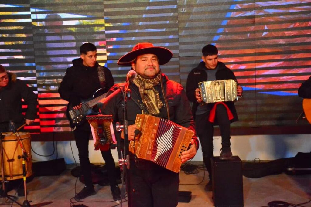 adf73b5c-2405-4721-b3f5-5d7f2414117a