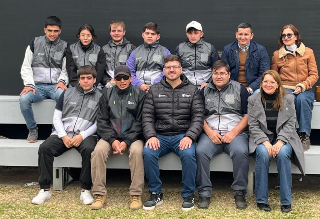 74b90d1f-b1c2-4779-a7c3-7c72f2bc2521