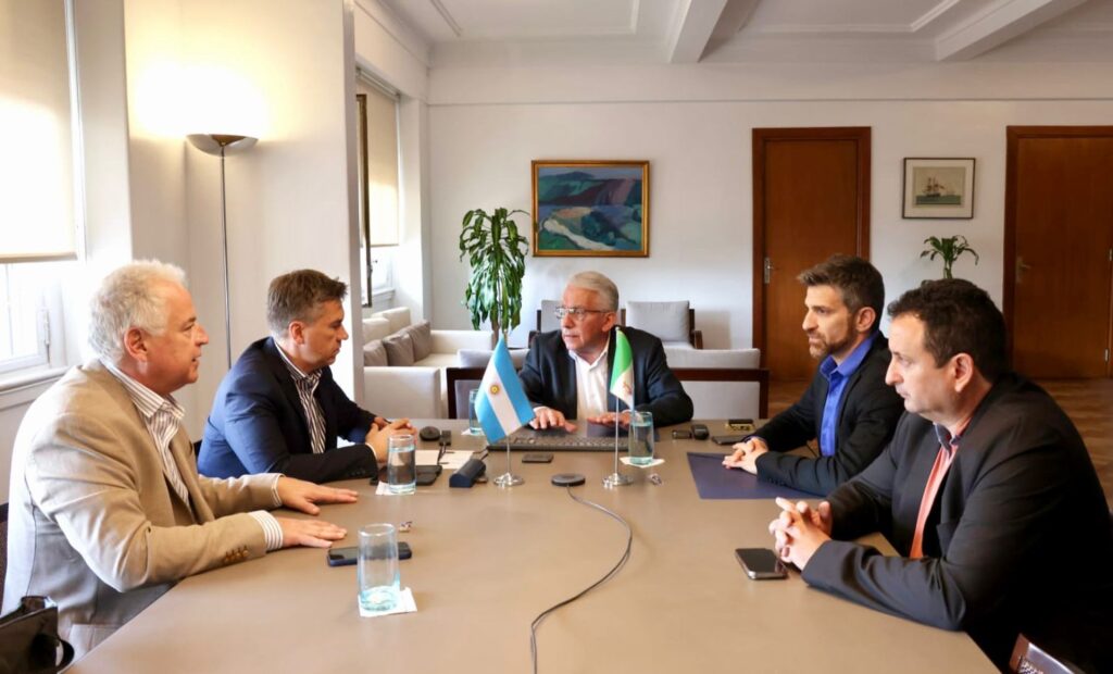 acc0fa21-2db8-4a1c-8f98-e29e0e5d3a00