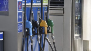 Desde-hoy-los-surtidores-de-combustibles-liquidos-deberan-incorporar-una-nueva-leyenda