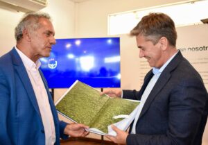 09ecadd5-eb33-4b64-bb93-a1e0269b4344