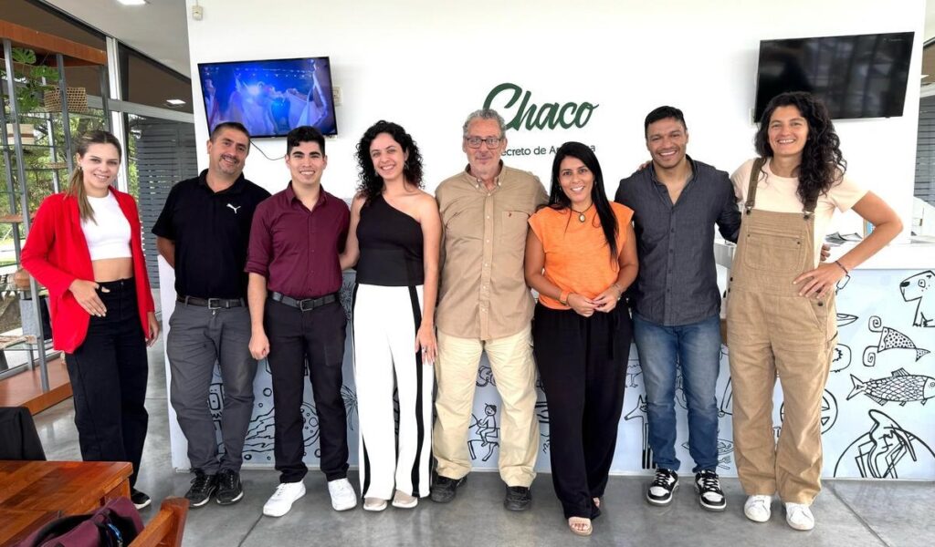 00b496b8-0c23-4e37-ae12-6e23e51fe9e3