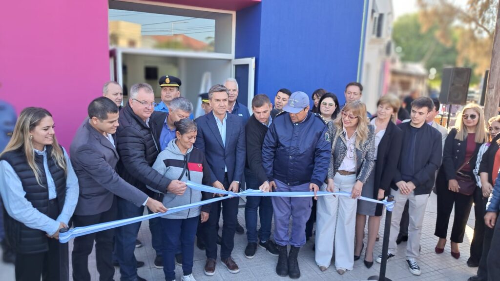 f6783412-10ff-44c7-8388-ab49e93e9931