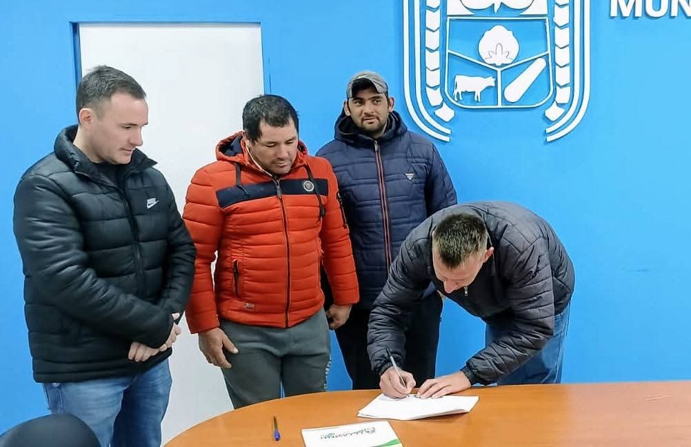 376f0f4b-8e8d-4257-8be2-e6690d8f0357