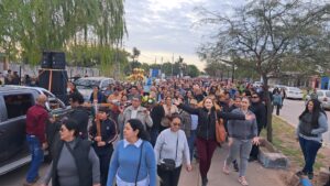 7fab3211-ccb0-481b-b165-4a657a4dc082