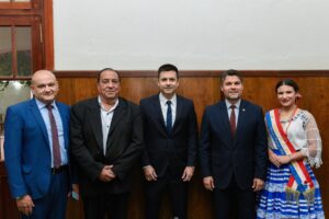 thumbnail_1002355204