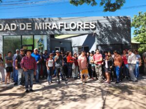 b451932d-374b-425b-aa33-72c4d0c0d301