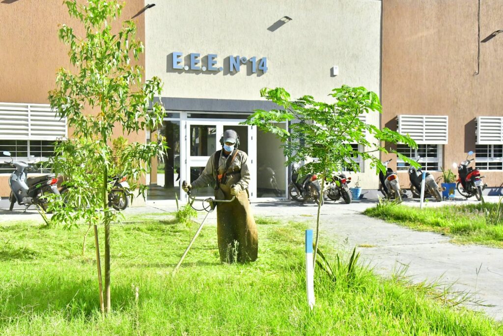 643887905_1352736970227131_2736597148954100156_n