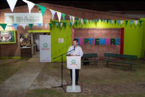 3c1a5719-1d1e-4b97-88ae-16123118badb