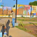 Realizan tareas de mejoramiento en la plazoleta del Ferrocarril