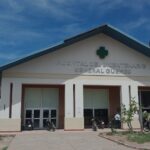 Abren inscripción para residencias médicas en el Hospital del Bicentenario de Castelli El Hospital del Bicentenario “General Güemes” de Juan José Castelli abrió una convocatoria nacional para cubrir tres plazas de residencia en Medicina General y Familiar, una especialización destinada a médicos recién egresados que deseen formarse y trabajar dentro del sistema público de salud.