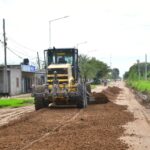 El municipio de Castelli trabaja en la recuperación y mantenimiento de calles