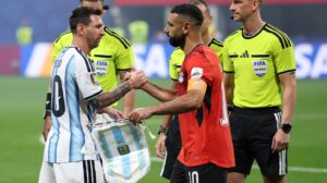 el-mensaje-de-mohamed-salah-para-lionel-messi-tras-la-derrota-de-egipto-ante-la-seleccion-argentina-foto-reuters-Y4ESXAOXNZAZDBSPC6OUA6WCPQ