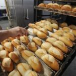 Cayó hasta un 60% el consumo de pan y el sector advierte por el cierre de casi 2.900 panaderías