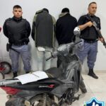 Castelli: detuvieron a dos hombres que llevaban un moto a la rastra