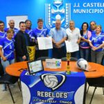 Sander reconoció al equipo de newcom «Rebeldes»