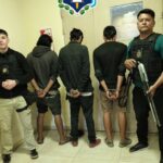 Castelli: en dos procedimientos policiales detuvieron a cuatro personas y secuestraron arma blanca